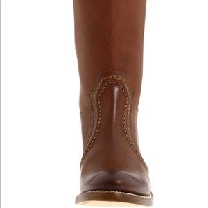 FRYE BOOTS 
Color~ Redwood Pebbled Full Grain